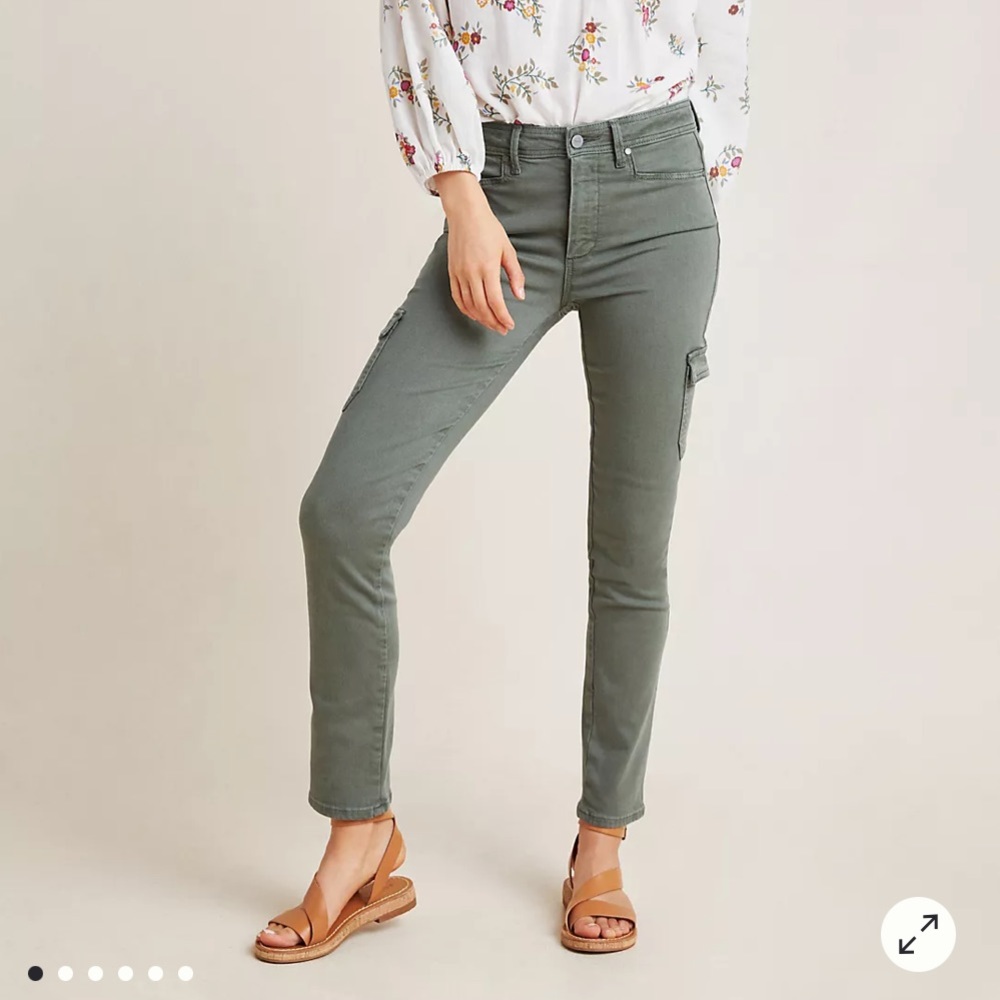Paige // Anthropologie Hoxton Skinny Cargo Jean 28 Petite